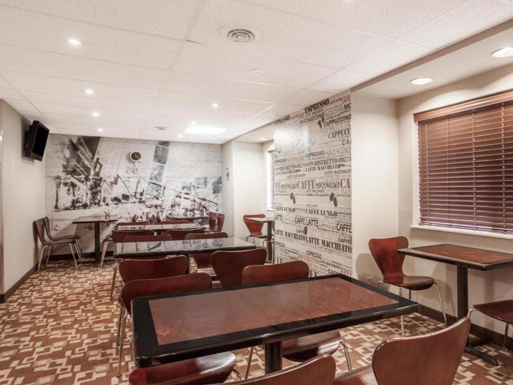 Hotel Super 8 By Wyndham Schenectady - Albany Area Exterior foto
